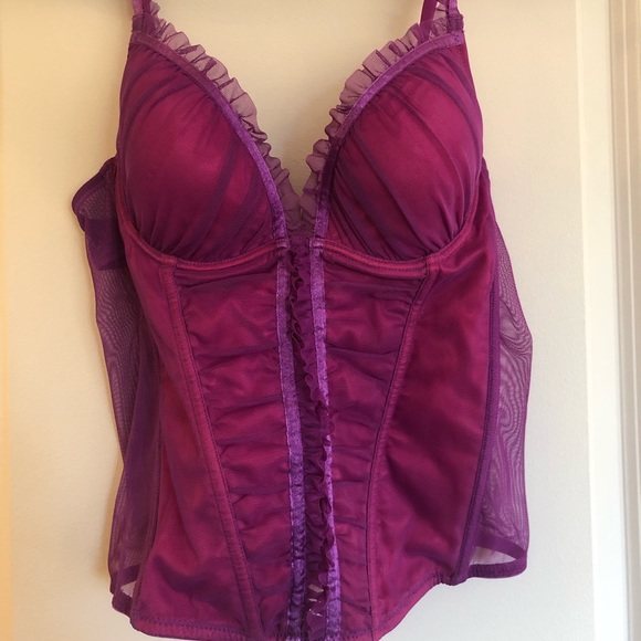 Magenta Corset Beauty - Picture 4 of 7